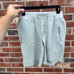 LuLu Lemon 7” Shorts Size S Off White